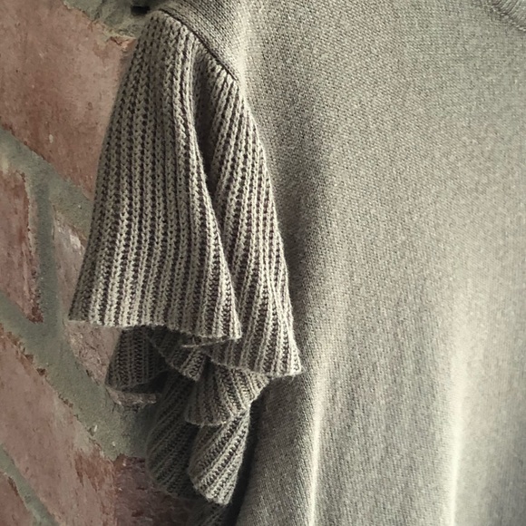 JOSEPH A Olive Green S/S Sweater Flutter Sleeve EUC - Picture 3 of 4